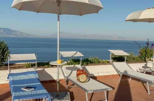 Perla Del Golfo Resort image 8
